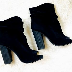 Chinese Laundry Suede Peeptoe Bootie🌻